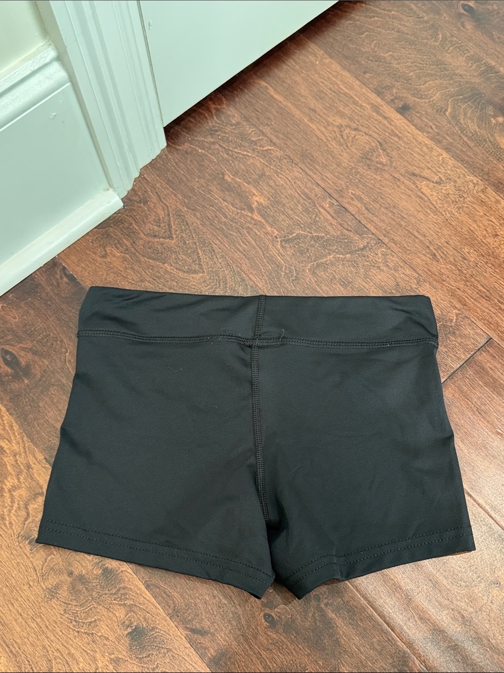 Nike Dri-Fit Girls Black Volleyball Shorts Spandex Competition Dance Gymnastics - Picture 5 of 5